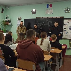 Команда Регионального управления «Север» Генеральной Инспектората Карабинеров в гостях у двенадцатиклассников Лицея