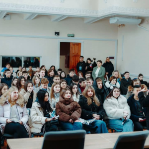 «УЧИСЬ В МОЛДОВЕ»